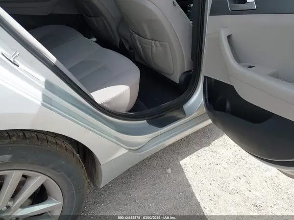5NPE24AF1HH445954 2017 HYUNDAI SONATA - Image 8