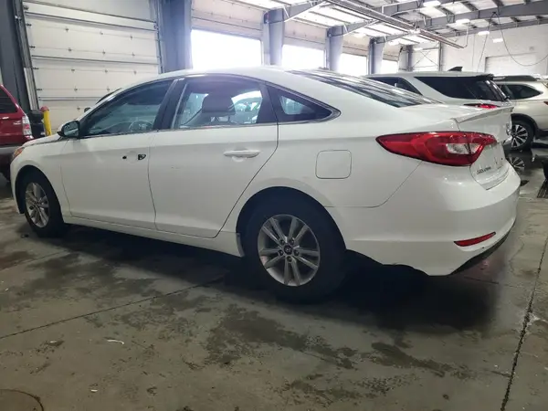 5NPE24AF1HH447137 2017 HYUNDAI SONATA - Image 2