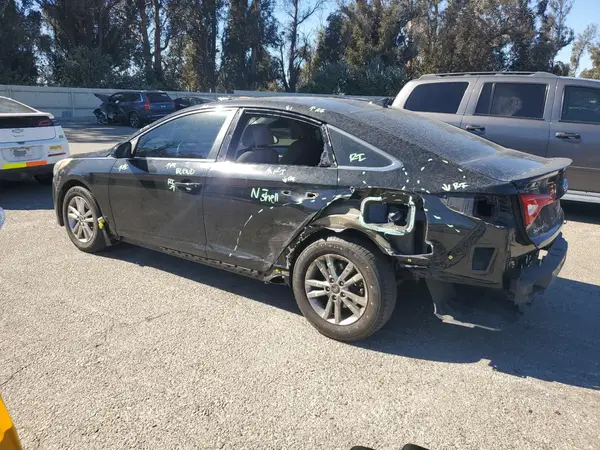 5NPE24AF1HH448210 2017 HYUNDAI SONATA - Image 2