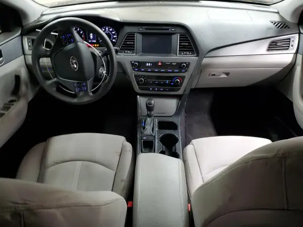 5NPE24AF1HH450653 2017 HYUNDAI SONATA - Image 8