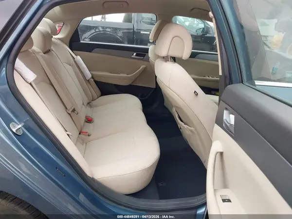 5NPE24AF1HH457585 2017 HYUNDAI SONATA - Image 8