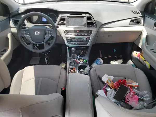 5NPE24AF1HH457960 2017 HYUNDAI SONATA - Image 8