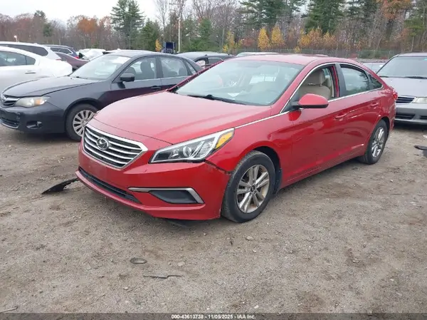 5NPE24AF1HH458008 2017 HYUNDAI SONATA - Image 2