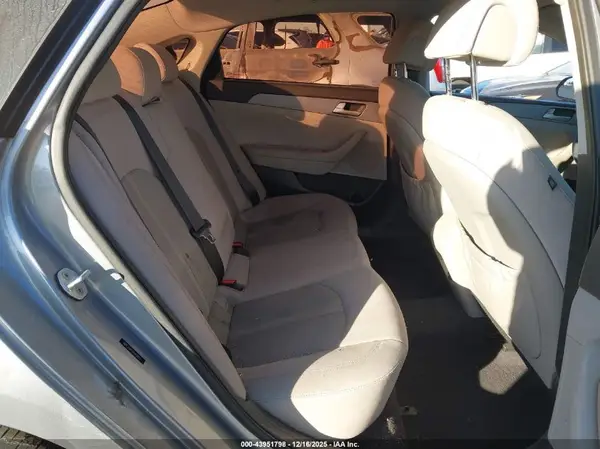 5NPE24AF1HH458817 2017 HYUNDAI SONATA - Image 8