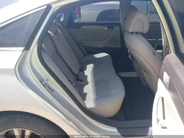 5NPE24AF1HH459160 2017 HYUNDAI SONATA - Image 8
