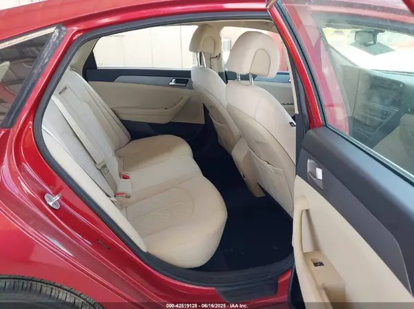 5NPE24AF1HH463273 2017 HYUNDAI SONATA - Image 8