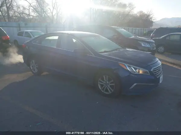 5NPE24AF1HH464620 2017 HYUNDAI SONATA - Image 1