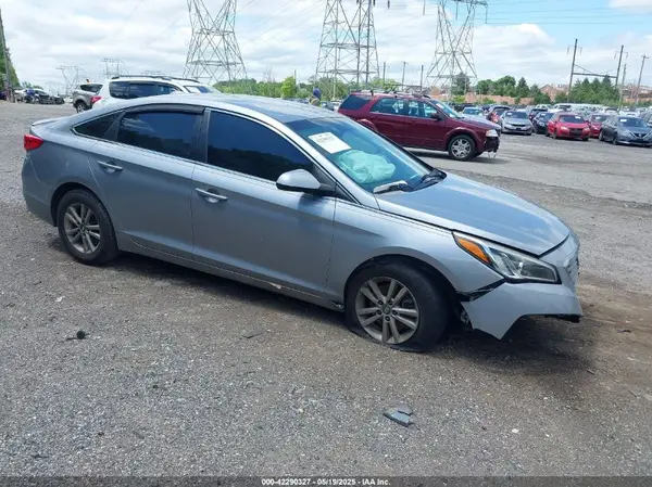 5NPE24AF1HH465962 2017 HYUNDAI SONATA - Image 1