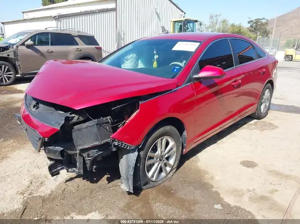 5NPE24AF1HH469221 2017 HYUNDAI SONATA - Image 2