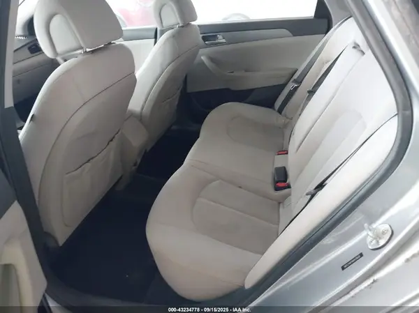 5NPE24AF1HH470630 2017 HYUNDAI SONATA - Image 8