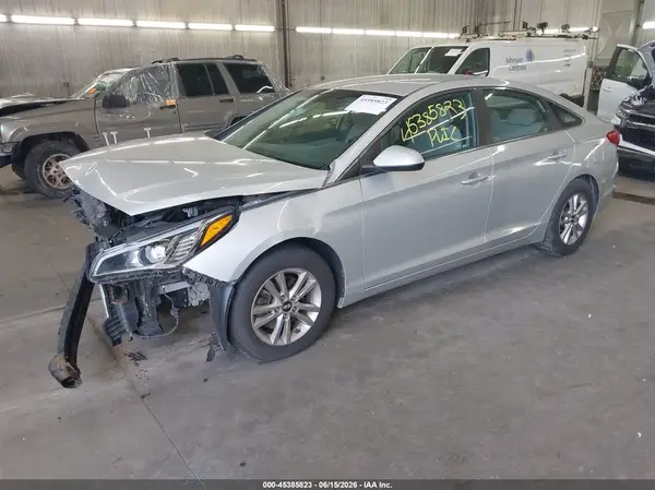 5NPE24AF1HH472684 2017 HYUNDAI SONATA - Image 2