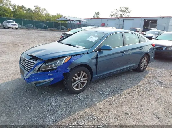 5NPE24AF1HH472734 2017 HYUNDAI SONATA - Image 2