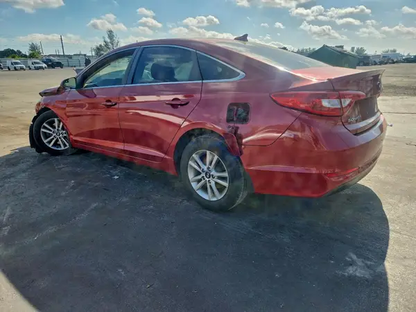 5NPE24AF1HH476217 2017 HYUNDAI SONATA - Image 2