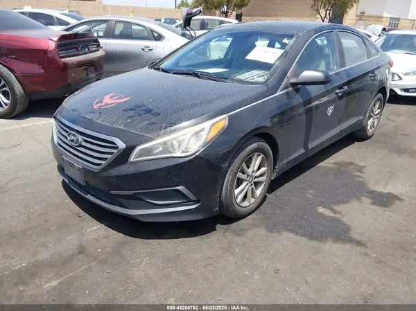 5NPE24AF1HH477836 2017 HYUNDAI SONATA - Image 2