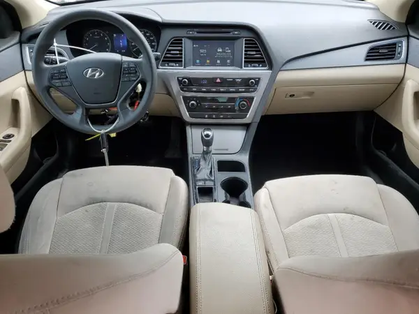 5NPE24AF1HH478565 2017 HYUNDAI SONATA - Image 8