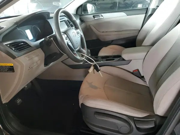 2017 HYUNDAI SONATA auction photo 7