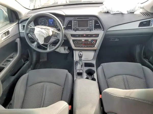 5NPE24AF1HH479067 2017 HYUNDAI SONATA - Image 8
