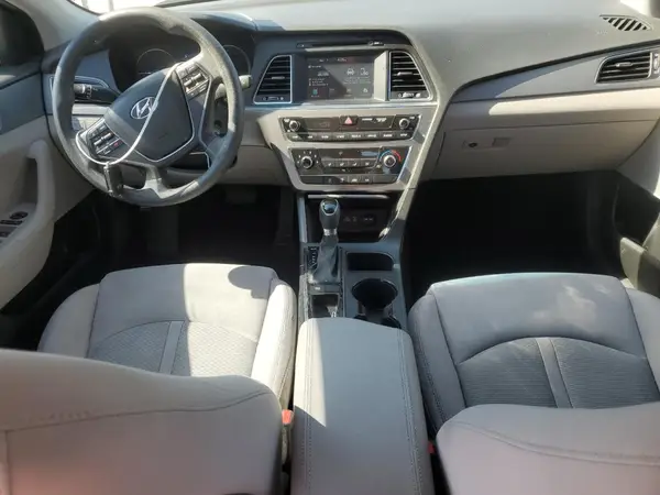 5NPE24AF1HH480235 2017 HYUNDAI SONATA - Image 8