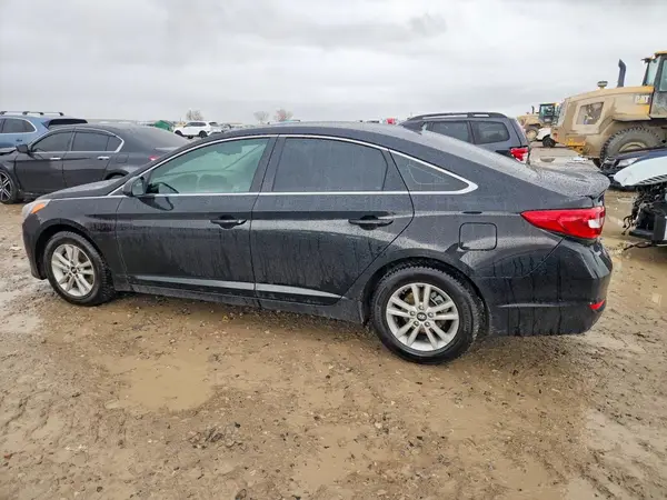 5NPE24AF1HH480476 2017 HYUNDAI SONATA - Image 2