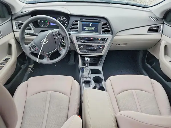 5NPE24AF1HH480476 2017 HYUNDAI SONATA - Image 8