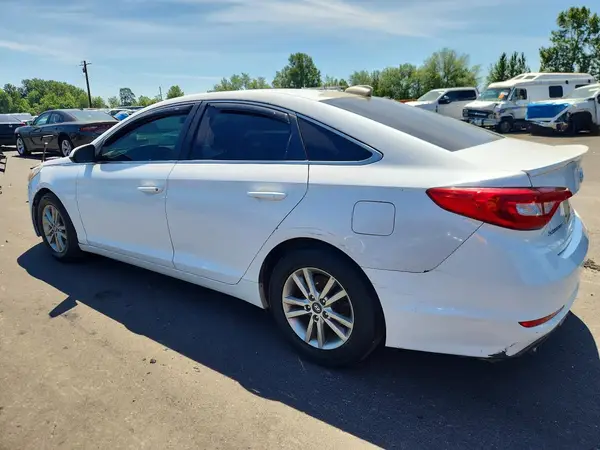 5NPE24AF1HH485046 2017 HYUNDAI SONATA - Image 2