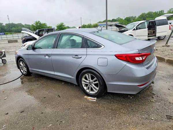 5NPE24AF1HH485094 2017 HYUNDAI SONATA - Image 2