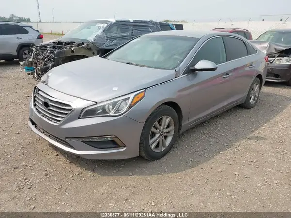 5NPE24AF1HH486052 2017 HYUNDAI SONATA - Image 2