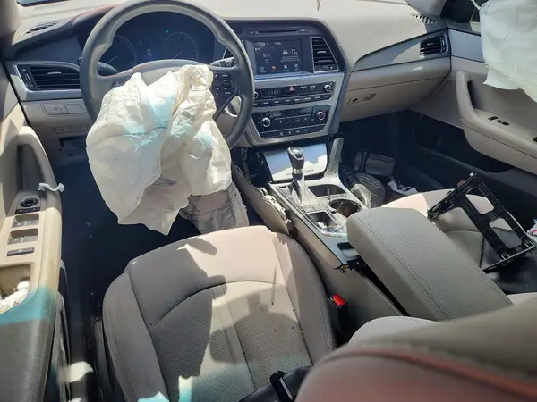5NPE24AF1HH488187 2017 HYUNDAI SONATA - Image 8