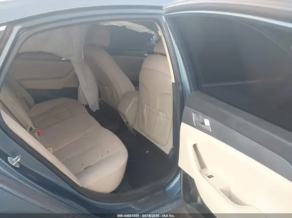 5NPE24AF1HH489114 2017 HYUNDAI SONATA - Image 8