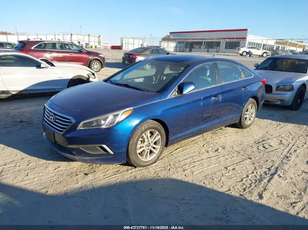 5NPE24AF1HH490750 2017 HYUNDAI SONATA - Image 2