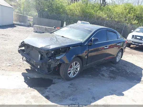 5NPE24AF1HH493180 2017 HYUNDAI SONATA - Image 2
