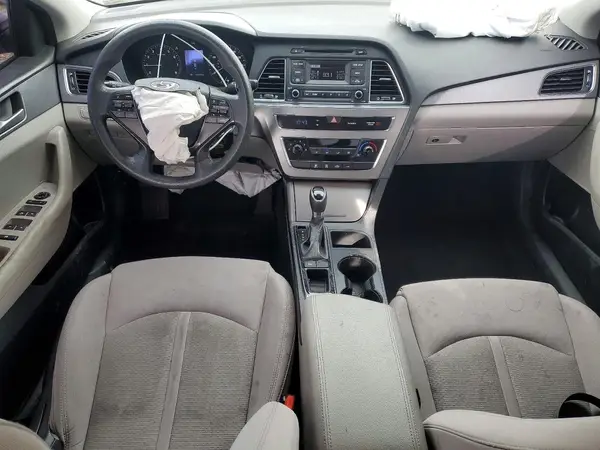 5NPE24AF1HH495740 2017 HYUNDAI SONATA - Image 8