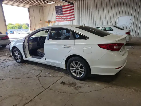 5NPE24AF1HH502136 2017 HYUNDAI SONATA - Image 2