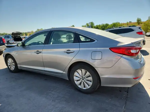 5NPE24AF1HH502315 2017 HYUNDAI SONATA - Image 2
