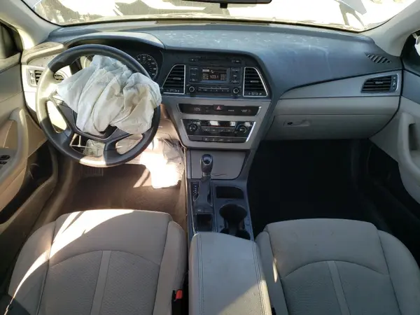 5NPE24AF1HH506316 2017 HYUNDAI SONATA - Image 8