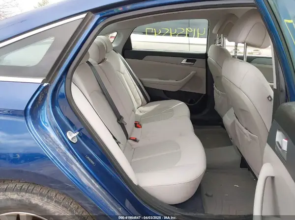 5NPE24AF1HH507787 2017 HYUNDAI SONATA - Image 8