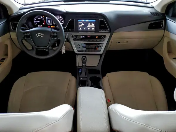 5NPE24AF1HH508650 2017 HYUNDAI SONATA - Image 8