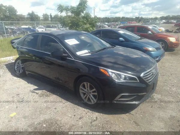 5NPE24AF1HH508678 2017 HYUNDAI SONATA - Image 1