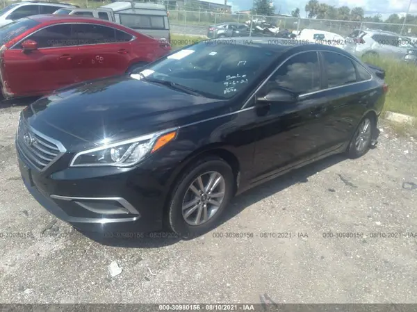 5NPE24AF1HH508678 2017 HYUNDAI SONATA - Image 2