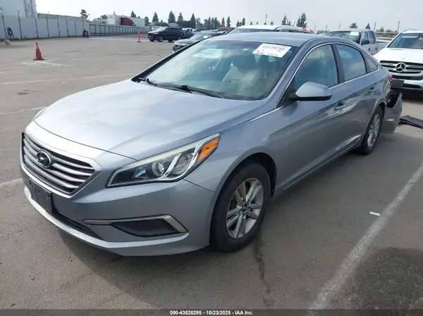 5NPE24AF1HH514223 2017 HYUNDAI SONATA - Image 2