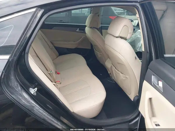 5NPE24AF1HH514318 2017 HYUNDAI SONATA - Image 8