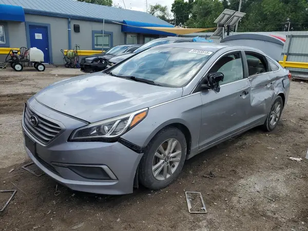5NPE24AF1HH518059 2017 HYUNDAI SONATA - Image 1