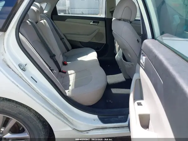 5NPE24AF1HH521947 2017 HYUNDAI SONATA - Image 8