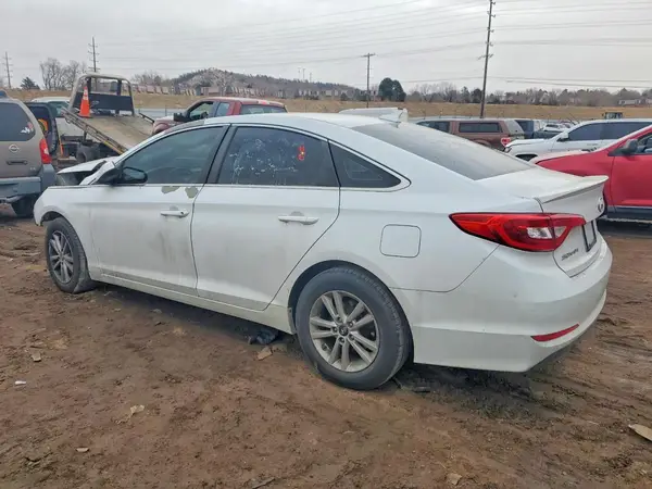 5NPE24AF1HH522385 2017 HYUNDAI SONATA - Image 2