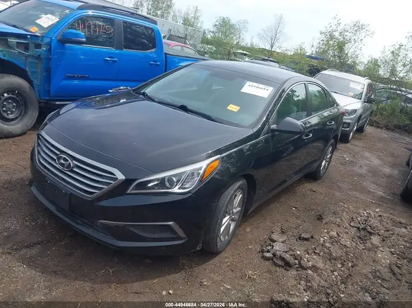 5NPE24AF1HH522578 2017 HYUNDAI SONATA - Image 2