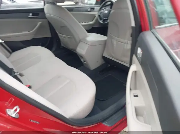 5NPE24AF1HH522600 2017 HYUNDAI SONATA - Image 8