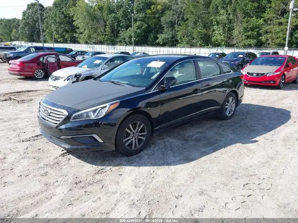 5NPE24AF1HH523049 2017 HYUNDAI SONATA - Image 2