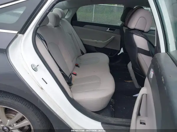 5NPE24AF1HH523150 2017 HYUNDAI SONATA - Image 8