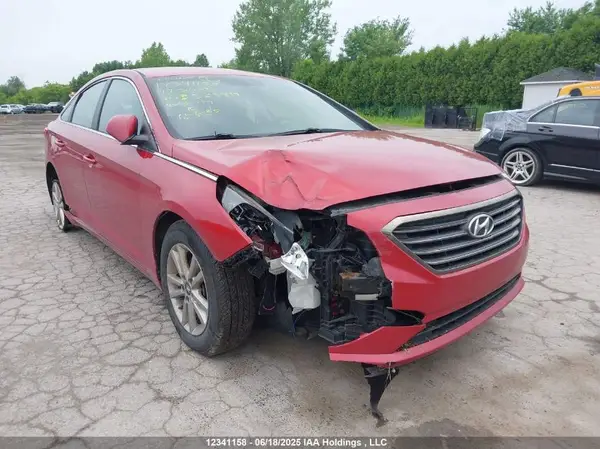 5NPE24AF1HH525819 2017 HYUNDAI SONATA - Image 1