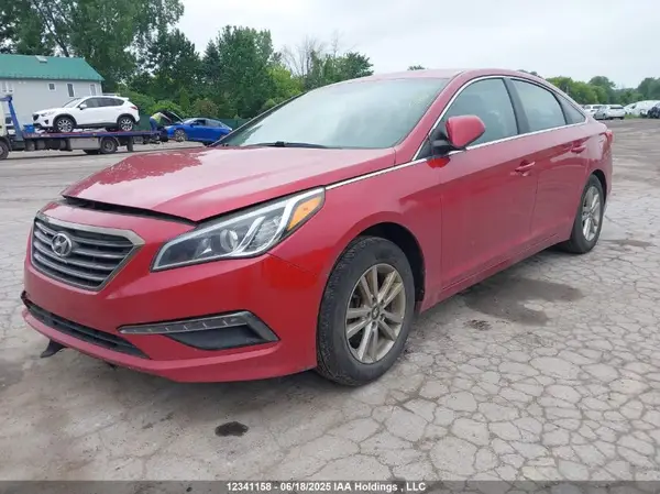 5NPE24AF1HH525819 2017 HYUNDAI SONATA - Image 2